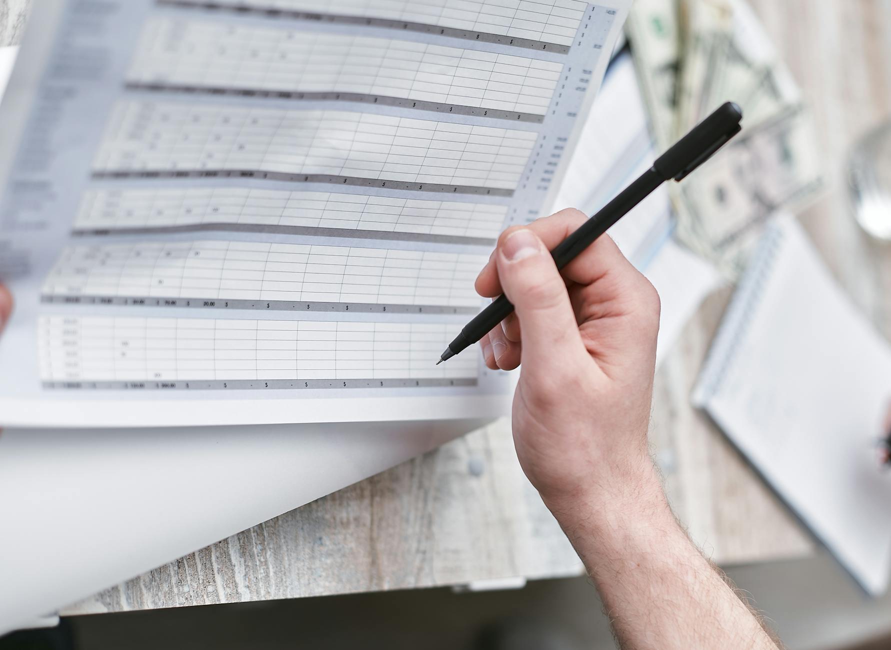 German HGB accounting standards apply to all GmbHs — only groups listed on stock exchanges use IFRS for consolidated accounts.