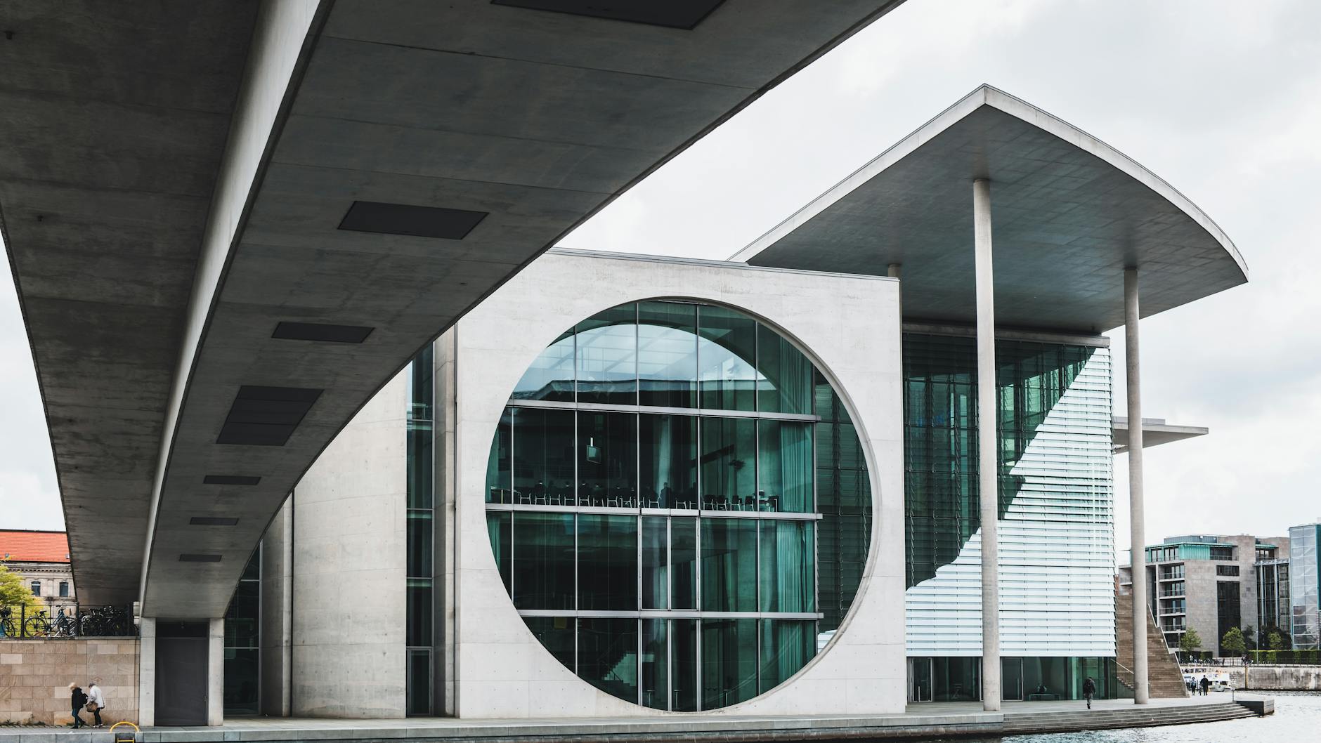 Berlin as a Business Location: Economy, Startup Scene, and Company Formation Guide